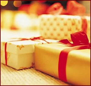Все о подарках: как упаковать, подарить и принять